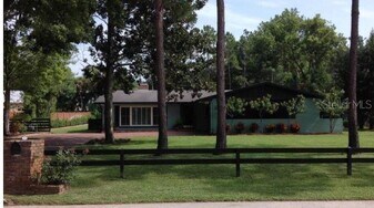 11129 Lake Butler Blvd in Windermere, FL - Building Photo