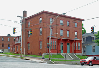 800-804 Congress St in Portland, ME - Building Photo - Building Photo