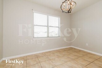 2758 Red Horse Dr in Kissimmee, FL - Building Photo - Building Photo