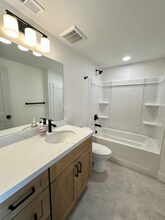 6556 S 130 W in Murray, UT - Foto de edificio - Building Photo