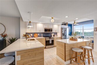 285 Naples Cove Dr in Naples, FL - Building Photo - Building Photo