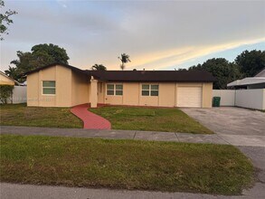 14932 SW 65th Terrace in Miami, FL - Building Photo - Building Photo