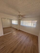 1810 N Bronson Ave in Los Angeles, CA - Building Photo - Building Photo