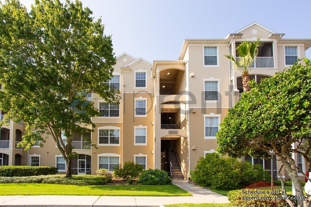 7801 Point Meadows Dr in Jacksonville, FL - Building Photo