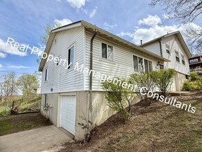 4747 Euclid Ave in Kansas City, MO - Building Photo - Building Photo
