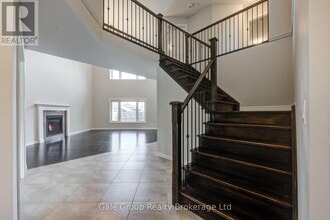 722 Normandy Dr in Woodstock, ON - Building Photo - Building Photo