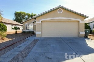 4127 W Solar Dr in Phoenix, AZ - Building Photo