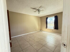 1997 SE Burgundy Ln in Port St. Lucie, FL - Building Photo - Building Photo
