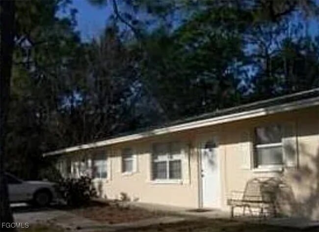 property at 2847 Garden St