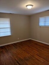 3706 Lakewood Dr NW in Huntsville, AL - Building Photo - Building Photo