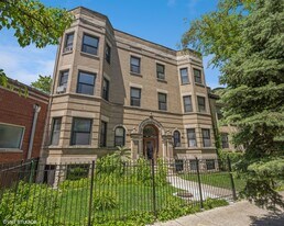 5618 N Winthrop Ave in Chicago, IL - Building Photo