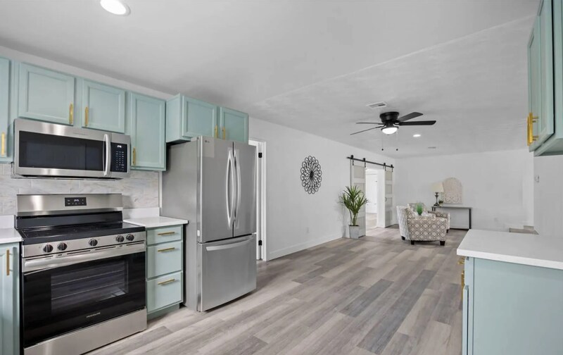 814 Hall St in Melbourne, FL - Building Photo