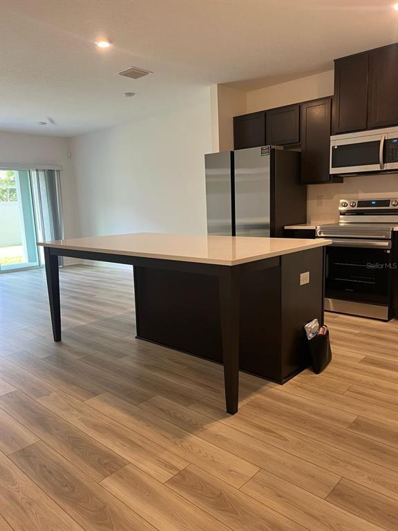32100 Eastern Redbud Br in San Antonio, FL - Building Photo - Building Photo