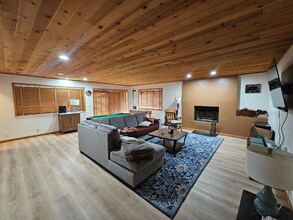 2105 Bernina Dr in Pine Mountain Club, CA - Building Photo - Building Photo