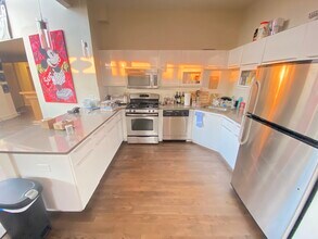 1130 Boylston St in Boston, MA - Foto de edificio - Building Photo