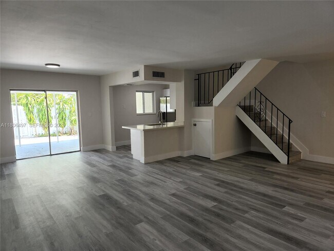 22255 SW 103rd Ave in Cutler Bay, FL - Building Photo - Building Photo