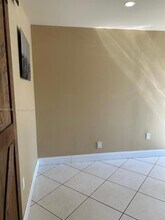 1301 N 58th Ave in Hollywood, FL - Building Photo - Building Photo