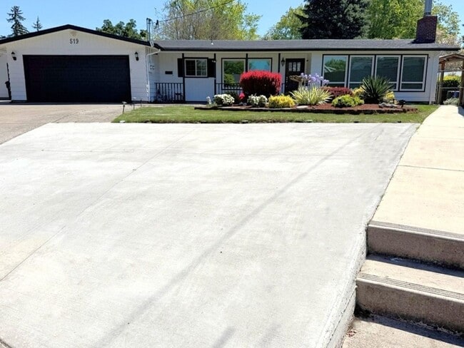 property at 519 Shire Ct