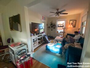 1186 Chestnut St in Newton, MA - Building Photo - Building Photo