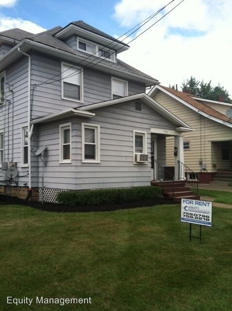 202 E Kline St in Girard, OH - Building Photo - Building Photo