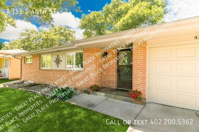 4311 S 46th St in Lincoln, NE - Building Photo - Building Photo