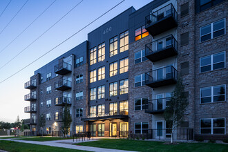 Oxboro Heights - 55+ in Bloomington, MN - Building Photo - Building Photo