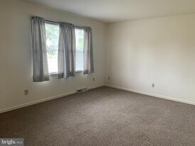 207 N Linden Ave in Greencastle, PA - Building Photo