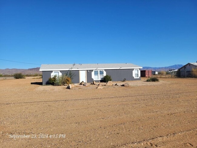 property at 924 S Tonto Rd