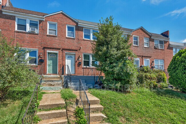 property at 419 Gusryan St