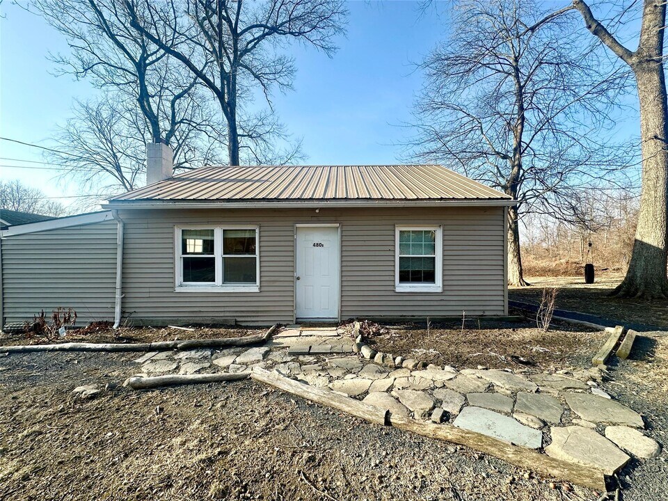 462 Freetown Hwy in Plattekill, NY - Building Photo