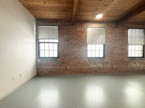 88 Gerrish Ave, Unit 306 in Chelsea, MA - Building Photo - Building Photo