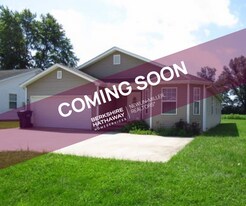 8065 E Audrey Ave in Terre Haute, IN - Building Photo