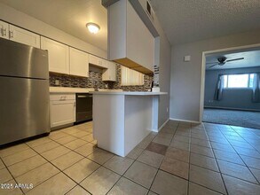 1210 E Marny Rd in Tempe, AZ - Building Photo - Building Photo
