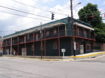 201 W Water St in Richmond, KY - Building Photo