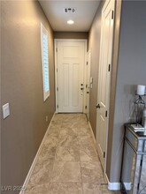 10512 Mann St in Las Vegas, NV - Building Photo - Building Photo