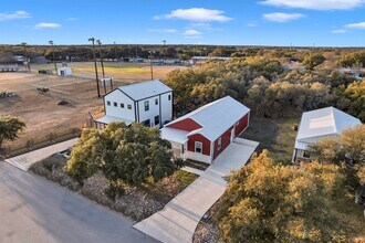 904 Central Blvd in Bertram, TX - Building Photo - Building Photo