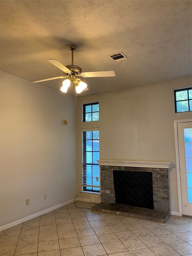 14323 Arborcrest St in Houston, TX - Building Photo - Building Photo