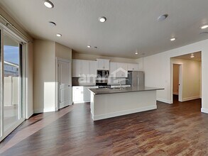 4043 Bold Stripe Ave in Meridian, ID - Building Photo - Building Photo