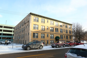 Midtown Apartments in Lansing, MI - Building Photo - Building Photo