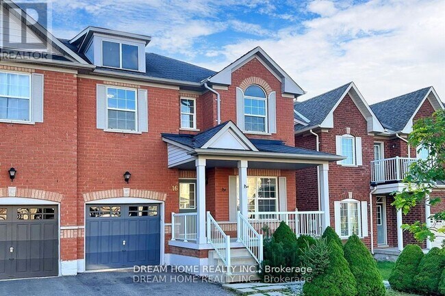 16 Bond Lake Park St in Richmond Hill, ON - Building Photo - Building Photo