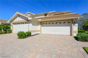 5636 Whisperwood Blvd in Naples, FL - Building Photo