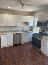 118 Clay St, Unit 3 in Cambridge, MA - Building Photo - Building Photo