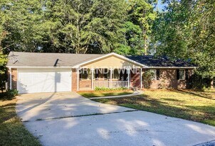2150 Moon Dr SW in Conyers, GA - Building Photo
