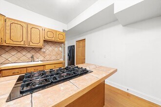 2911 W Belden Ave in Chicago, IL - Building Photo - Building Photo