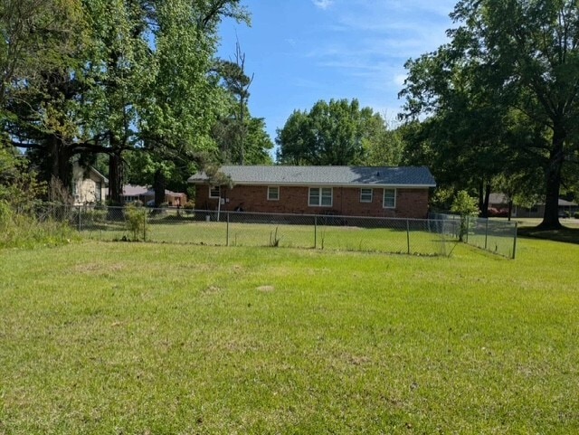 162 W Thomas Dr in Columbus, MS - Building Photo - Building Photo