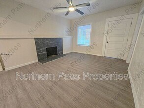 3518 Sacramento Ave in El Paso, TX - Building Photo - Building Photo