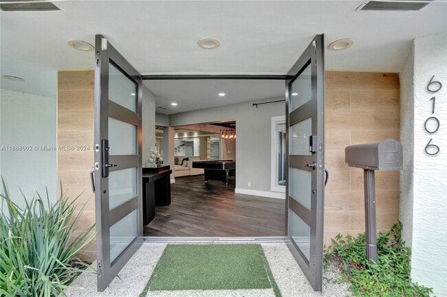 property at 6106 Royal Poinciana Ln
