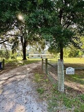 18027 NW 149th Pl in Alachua, FL - Building Photo - Building Photo