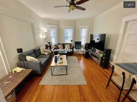 39 Hall Ave, Unit 2 in Somerville, MA - Building Photo