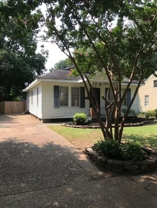 3753 Marion Ave in Memphis, TN - Building Photo